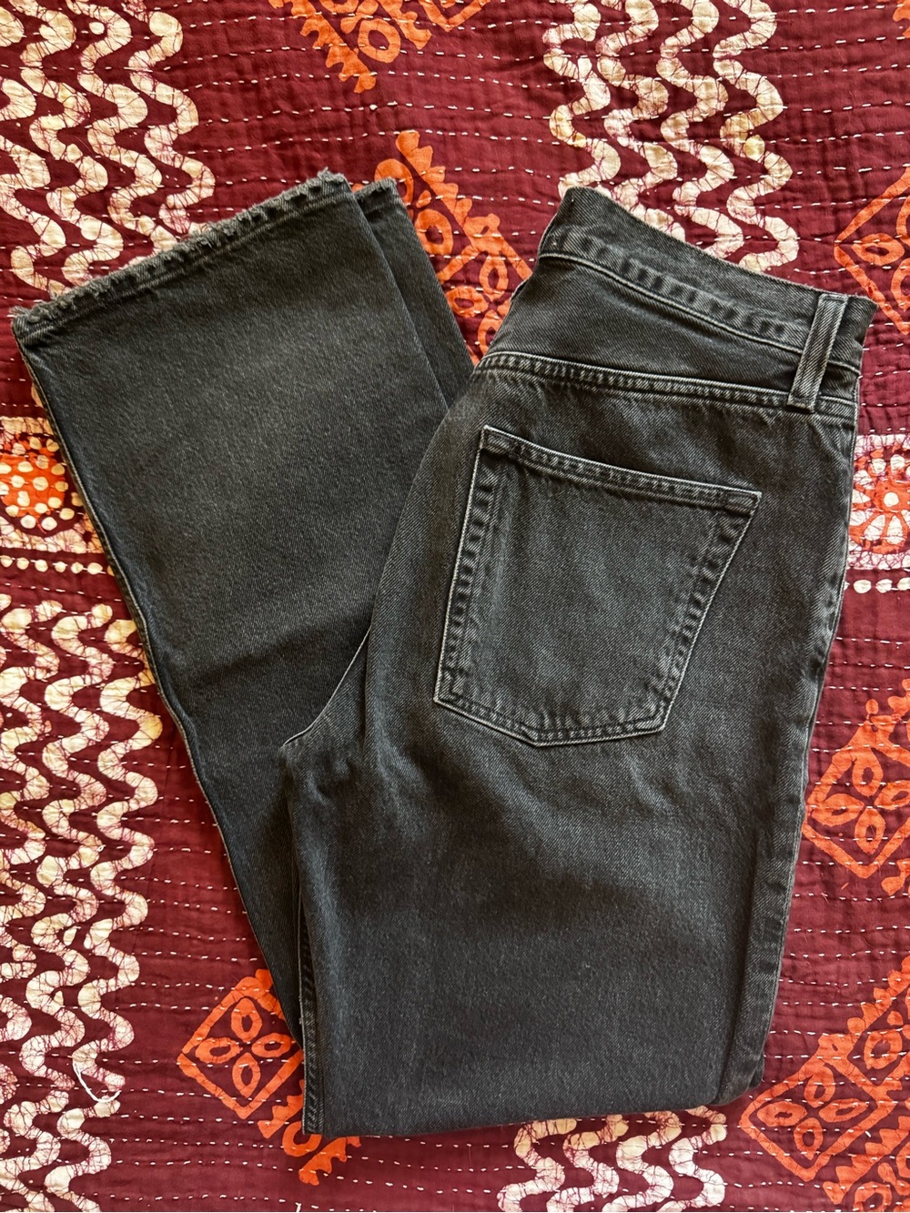 Agolde Kelly Jean in Black/Dark Charcoal